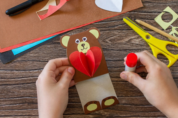 Come realizzare lavoretti di San Valentino per bambini